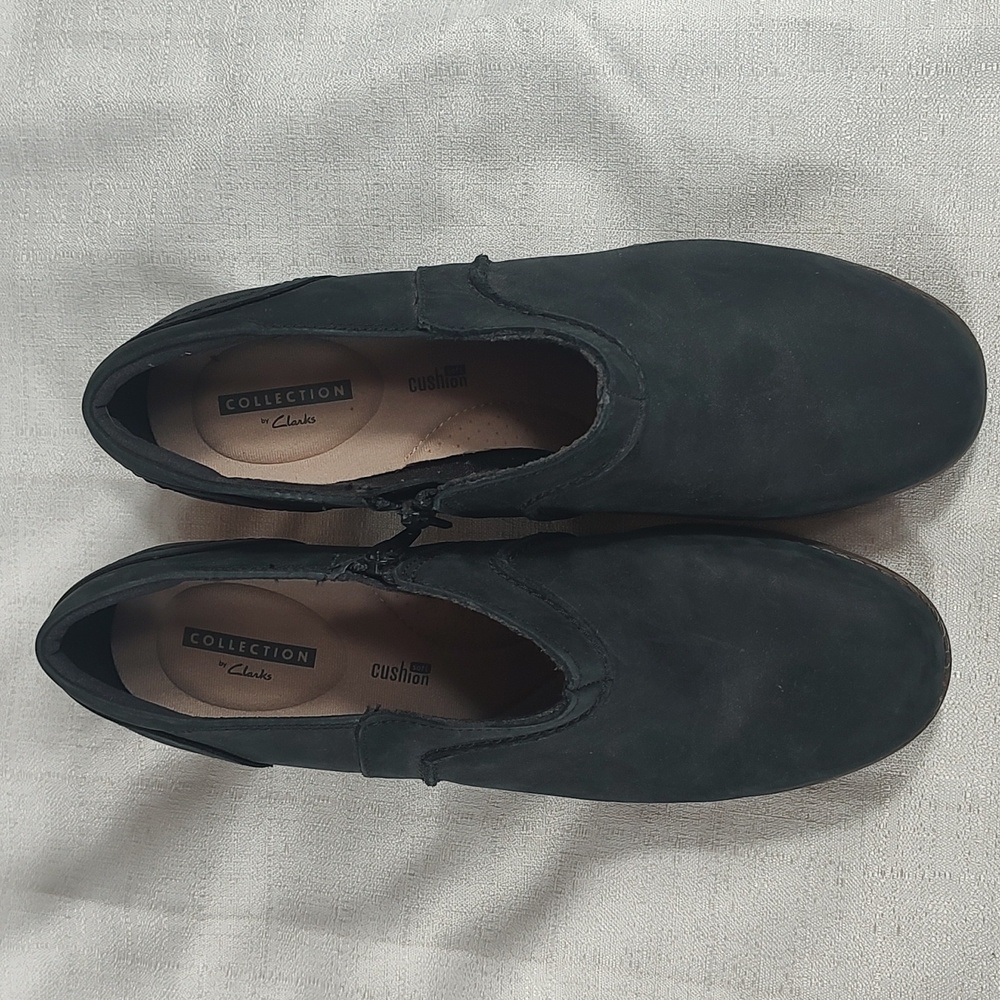 Clarks Collection Sashlin Aleta Black Leather Side Zip Heeled Shoes Size 11M - Picture 2 of 9